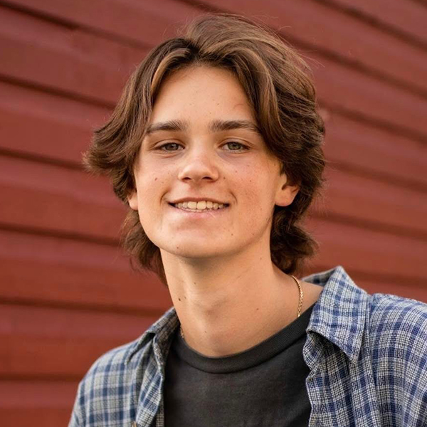 Stephen	Domroes